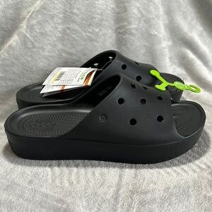 Crocs Women’s Classic Platform Slides Slip On Sandals Black Size 9 new w/o tags